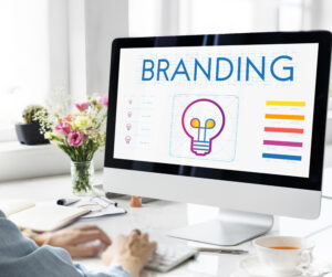 Leia mais sobre o artigo Como o Branding Digital Transforma a Imagem da Sua Empresa ou Escola