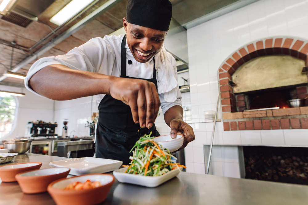 Leia mais sobre o artigo Marketing Digital para Cozinheiros: Como Divulgar seu Trabalho e Atrair Clientes